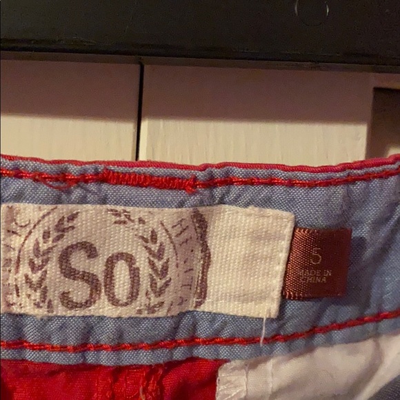 Red booty short - Picture 3 of 3